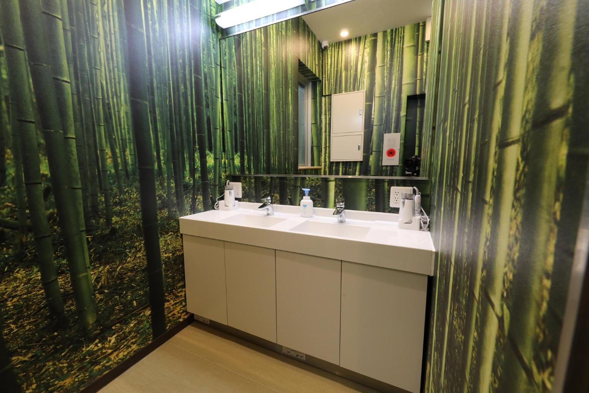 Shibuya Capsule Bamboo Hotel Tokio Buitenkant foto